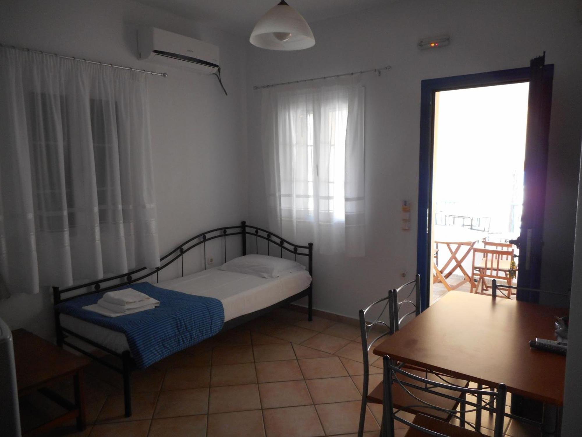 Pantonia Apartments Agia Pelagia  Buitenkant foto
