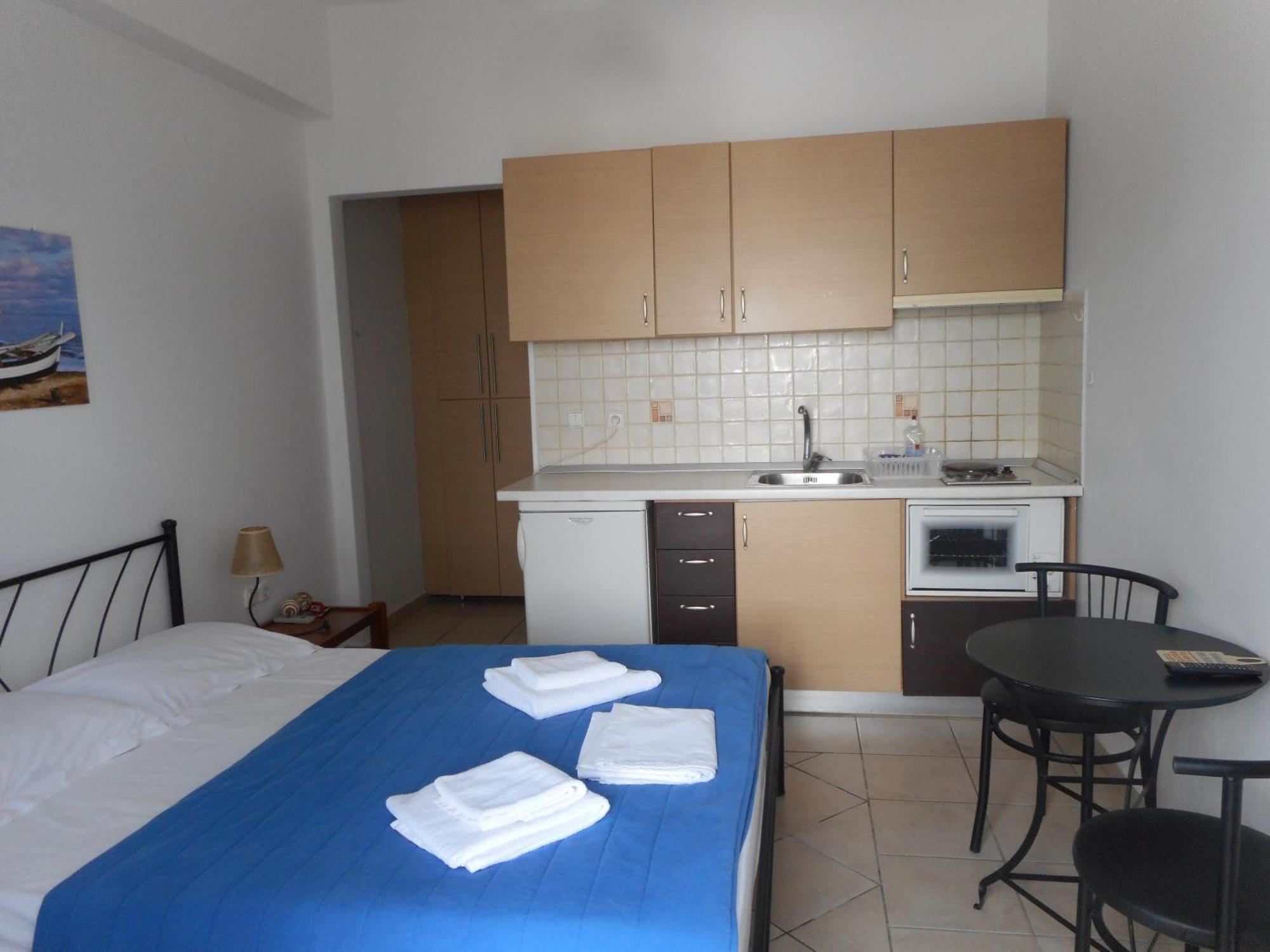 Pantonia Apartments Agia Pelagia  Buitenkant foto