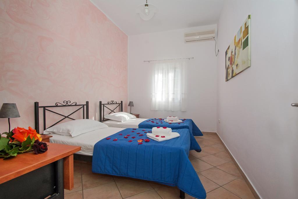 Pantonia Apartments Agia Pelagia  Buitenkant foto