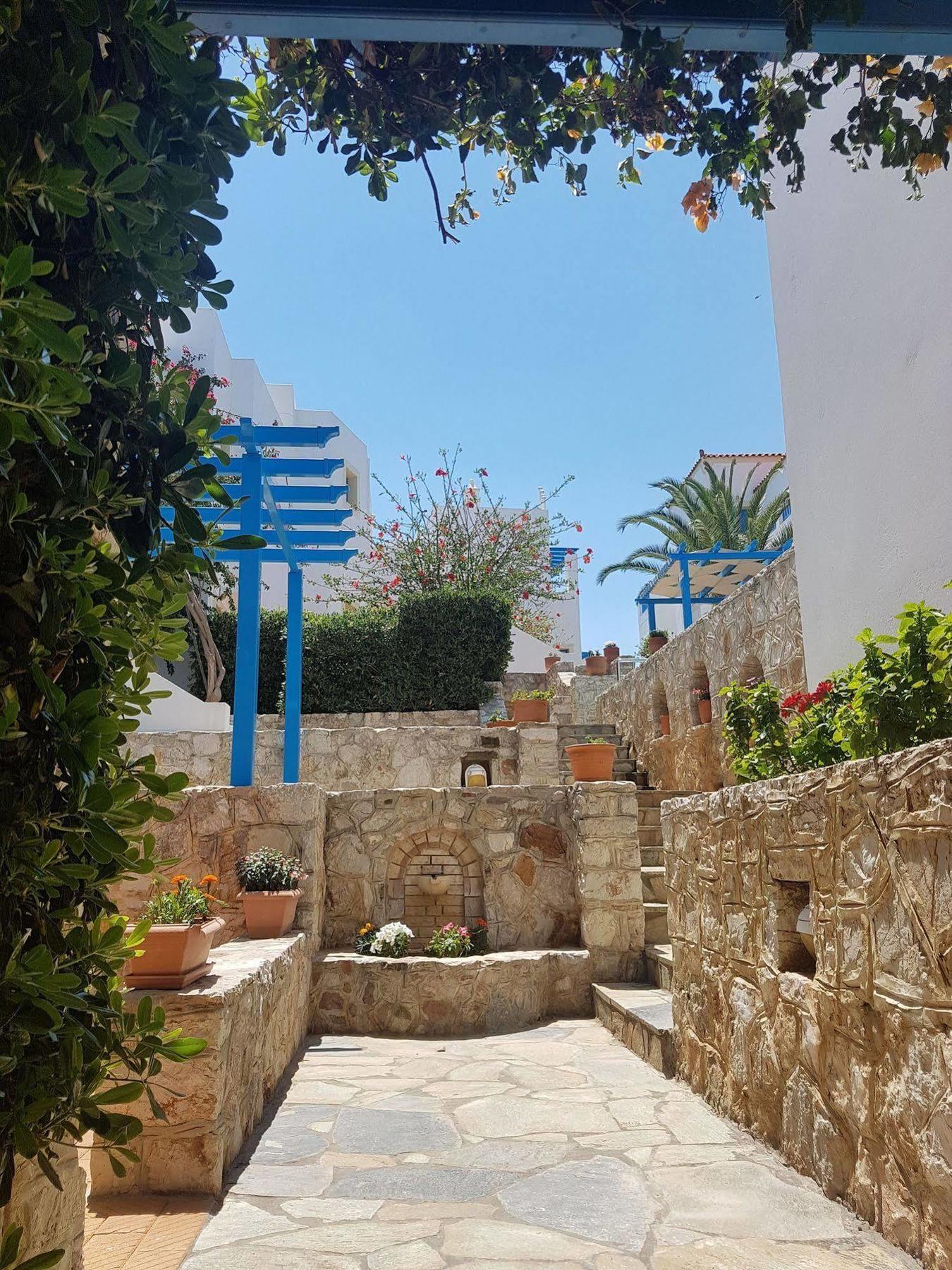 Pantonia Apartments Agia Pelagia  Buitenkant foto