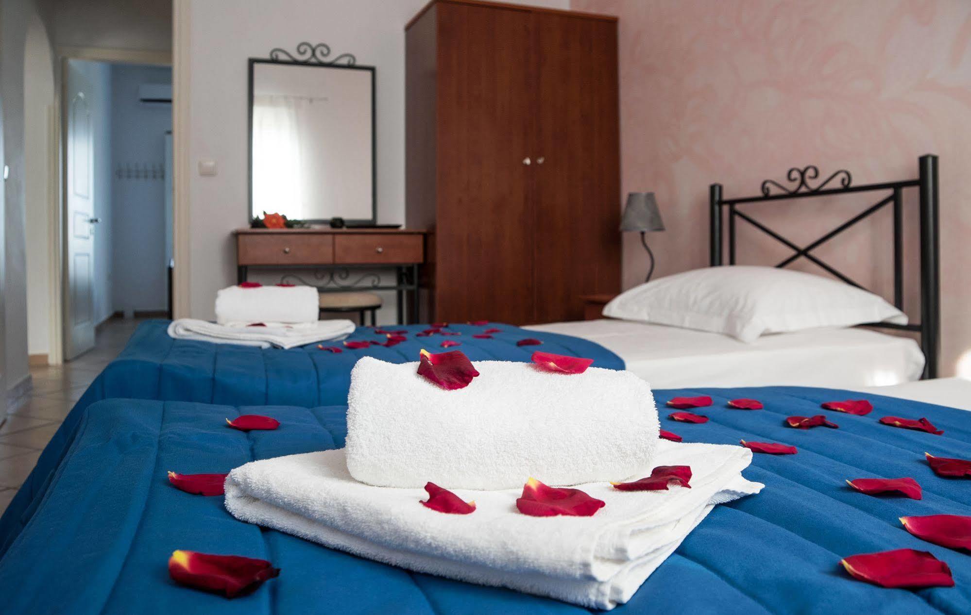Pantonia Apartments Agia Pelagia  Buitenkant foto